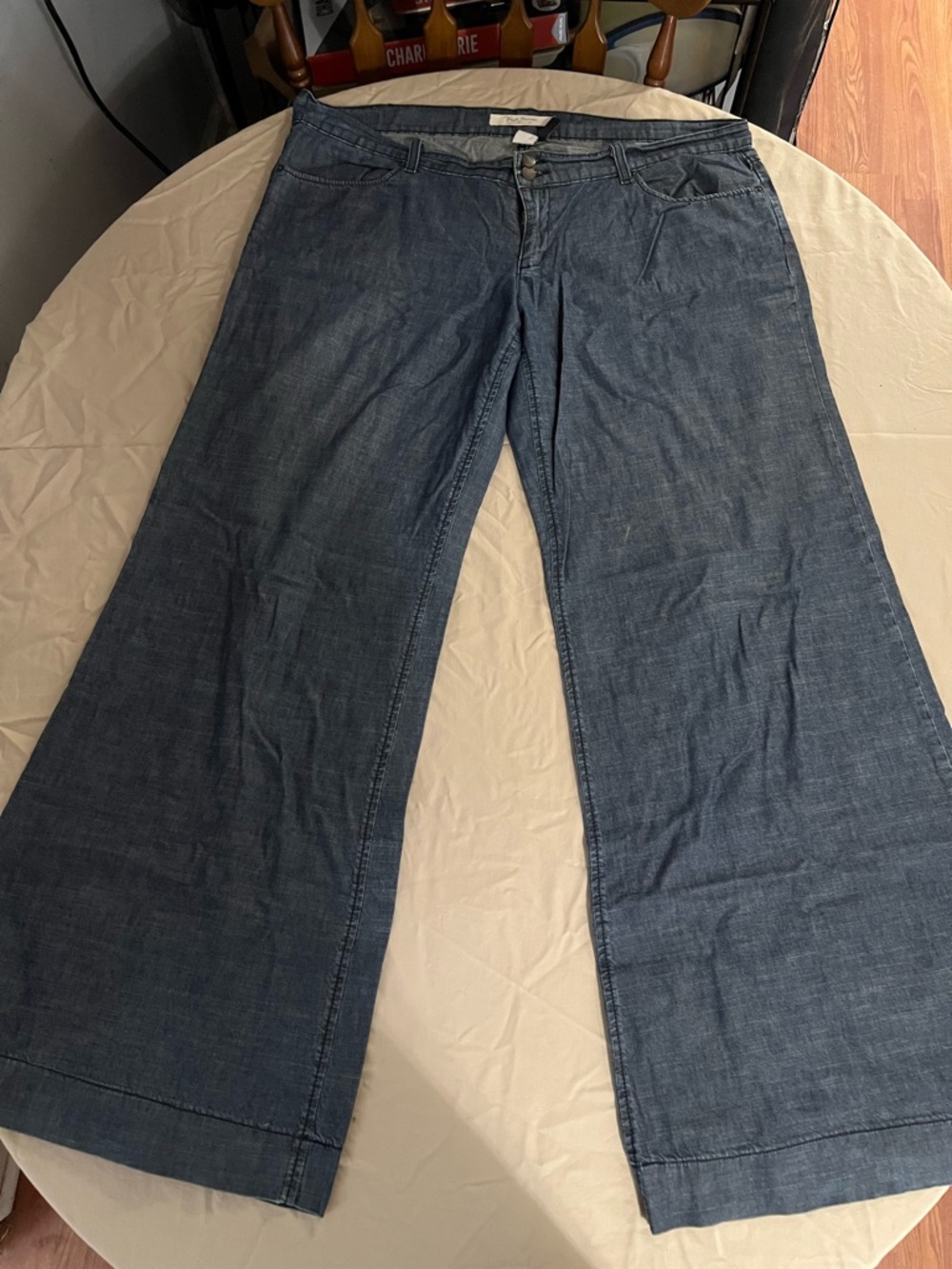 Wide-Leg Denim Jeans in Dark Blue Wash
